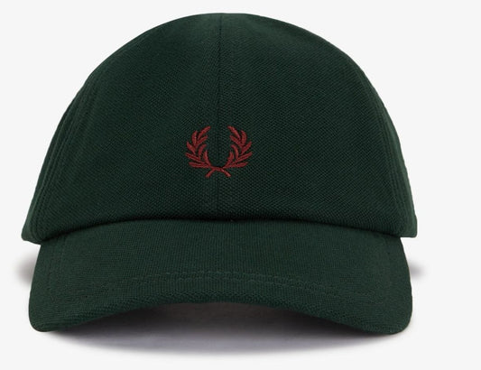 FRED PERRY PIQUE COTTON 6 PANEL BASEBALL CAP GRASSROOTS GREEN/OXBLOOD RRP £50 BNWT