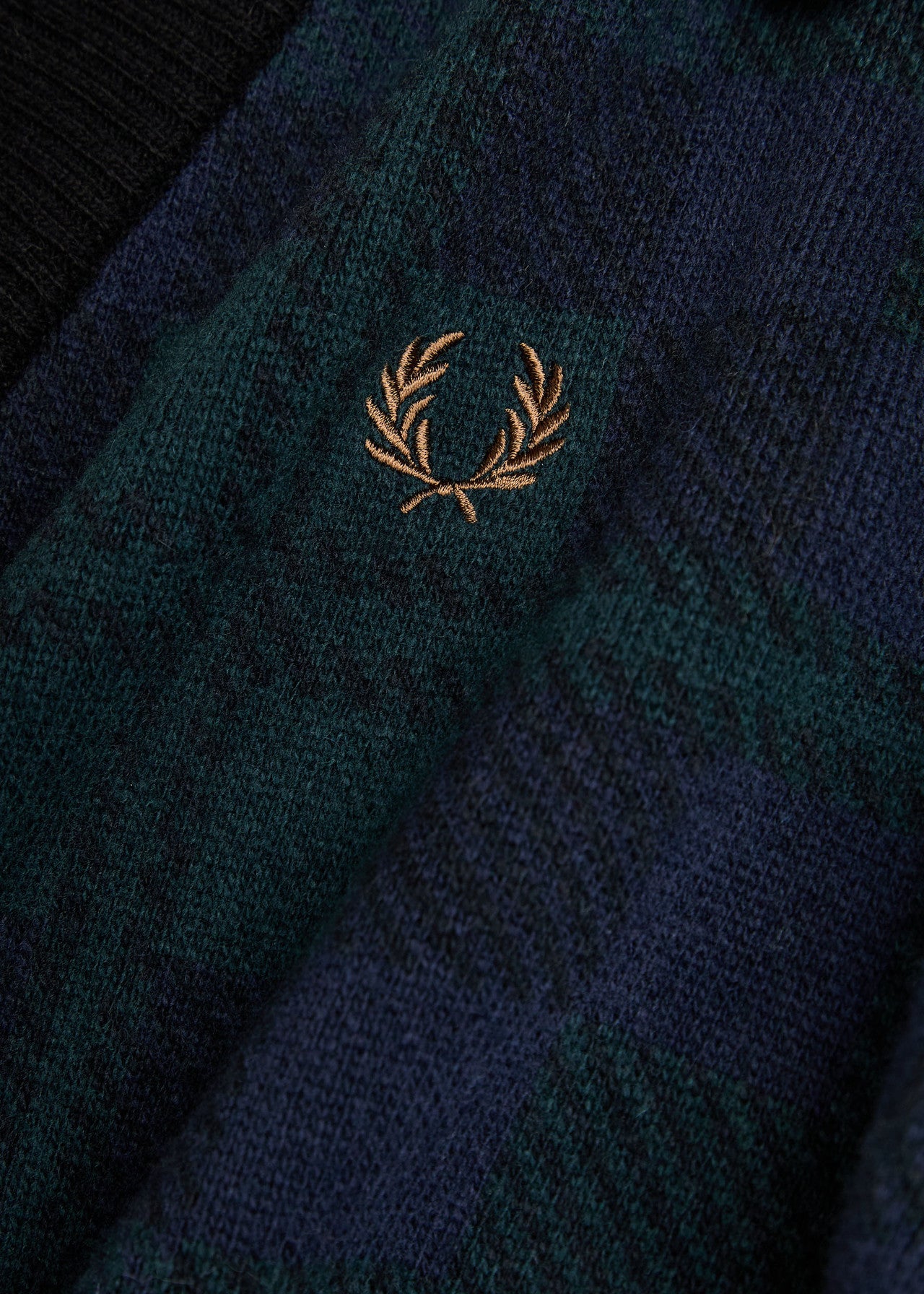 FRED PERRY BLACKWATCH TARTAN V NECK WOOL BLEND JUMPER MEDIUM RRP £150 BNWT
