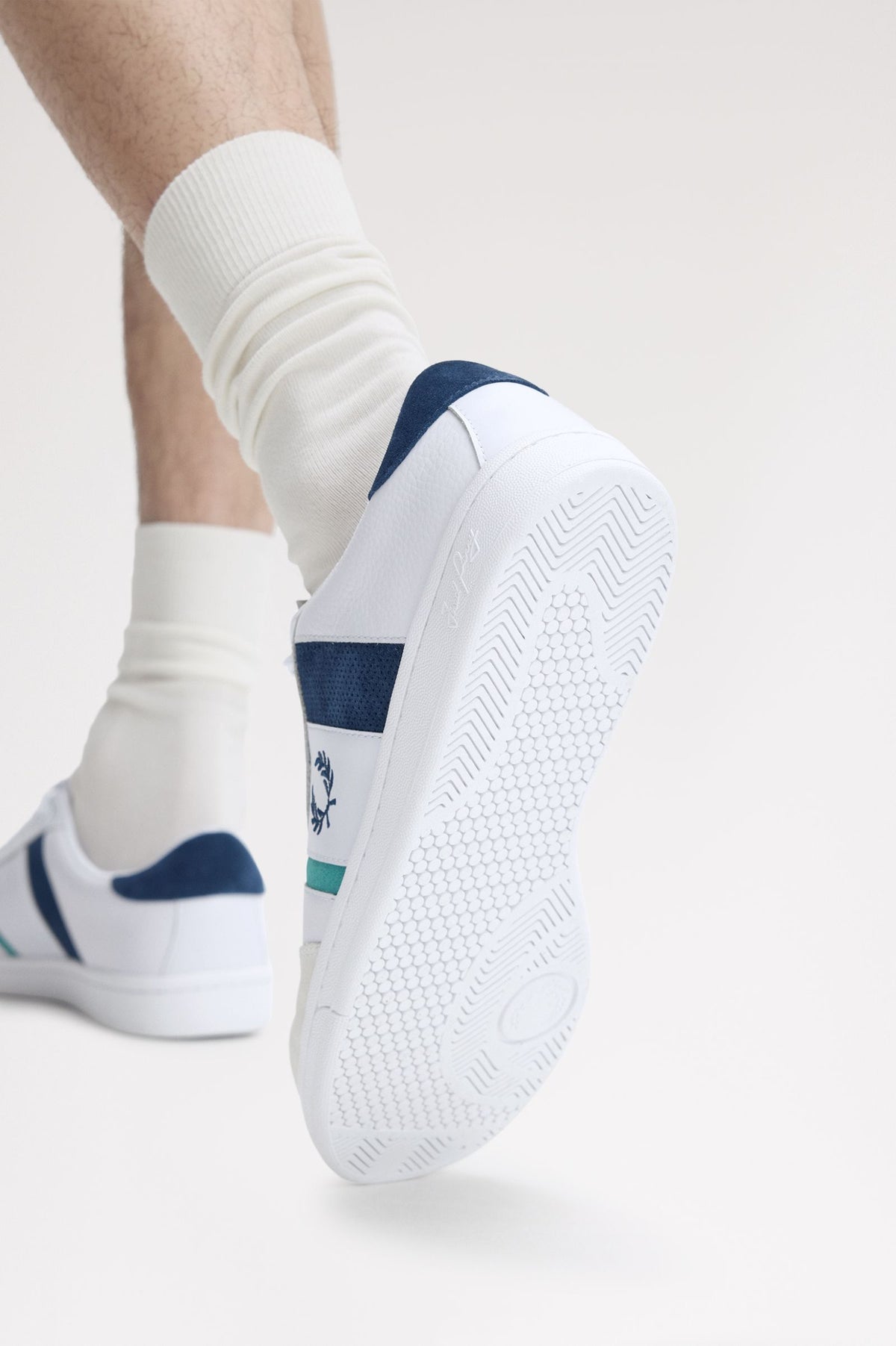 FRED PERRY B725 SUEDE & LEATHER TRAINERS WHITE/NAVY/GREEN UK 10 RRP £90 BNIB