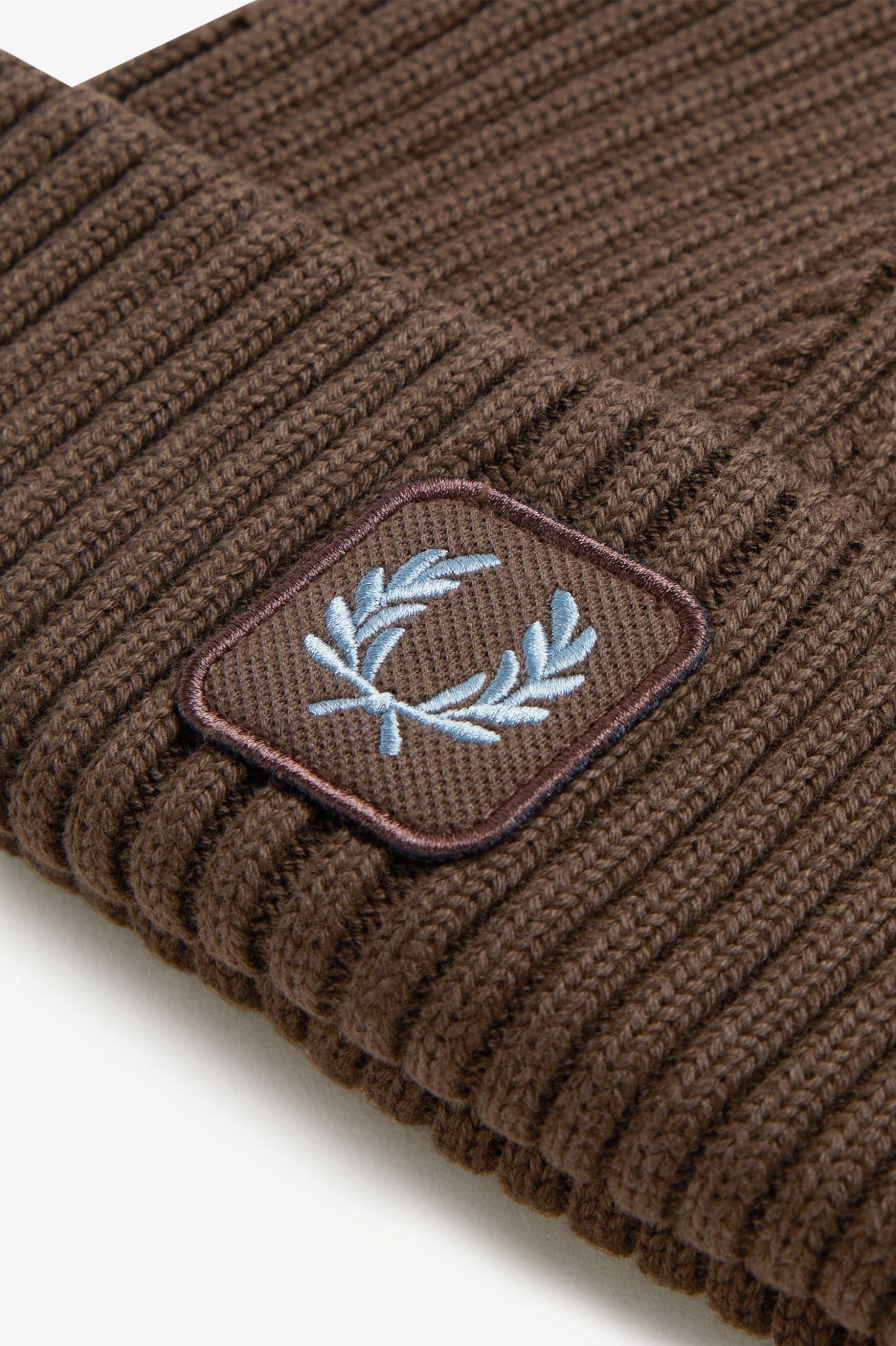 FRED PERRY COMBED COTTON RIBBED BEANIE HAT BURNT TOBACCO BROWN RRP £55 BNWT