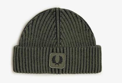 FRED PERRY COMBED COTTON RIBBED BEANIE HAT LAUREL WREATH GREEN RRP £55 BNWT