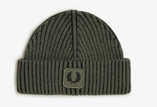 FRED PERRY COMBED COTTON RIBBED BEANIE HAT LAUREL WREATH GREEN RRP £55 BNWT