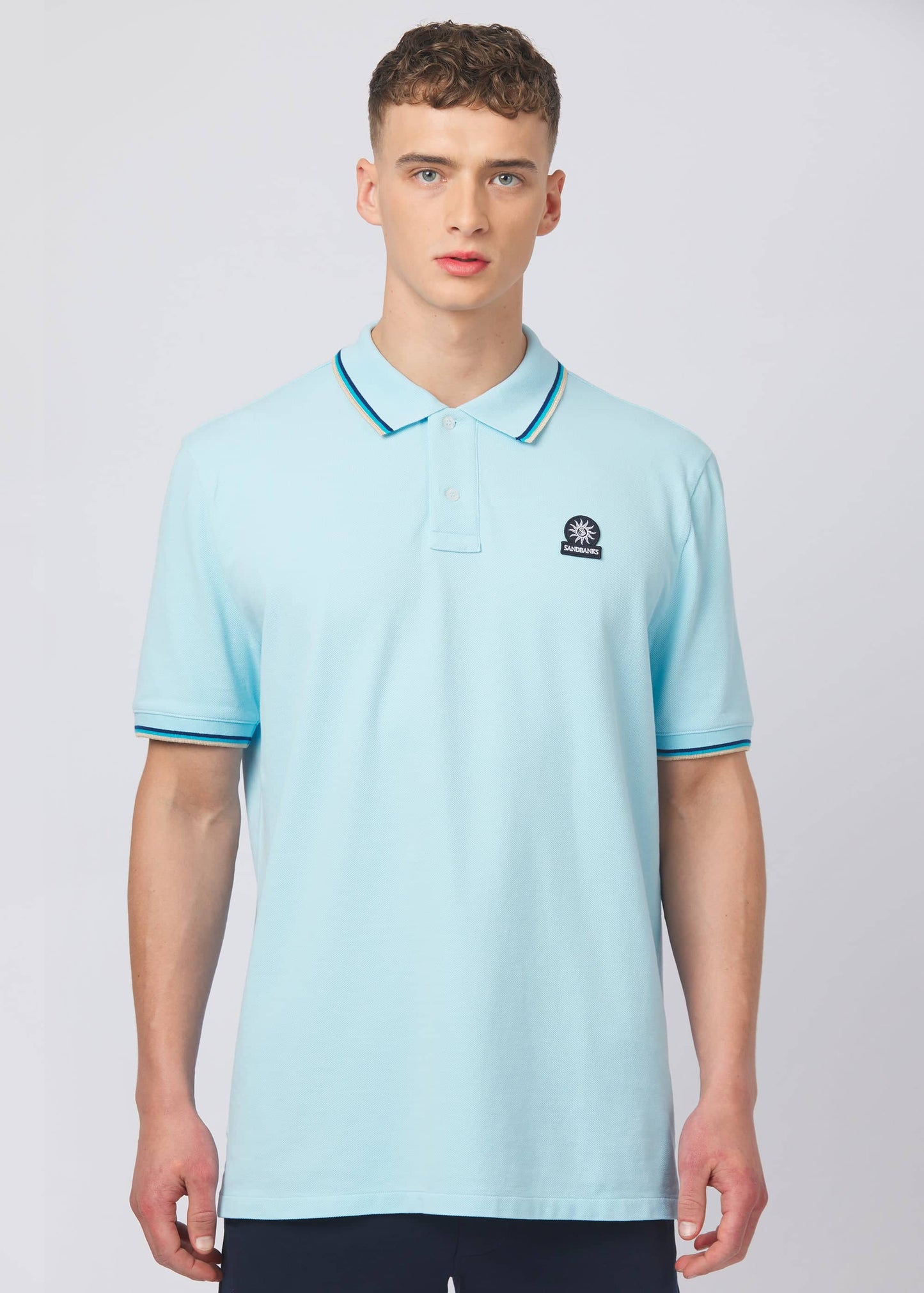 SANDBANKS BADGE LOGO TIPPED POLO SHIRT CRYSTAL BLUE RRP £115 BNWT