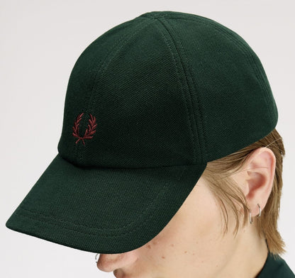 FRED PERRY PIQUE COTTON 6 PANEL BASEBALL CAP GRASSROOTS GREEN/OXBLOOD RRP £50 BNWT