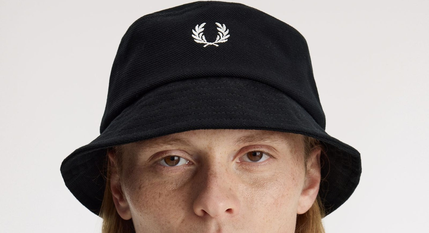 FRED PERRY LAUREL WREATH LOGO PIQUE COTTON BUCKET HAT BLACK ONE SIZE RRP £55 NEW