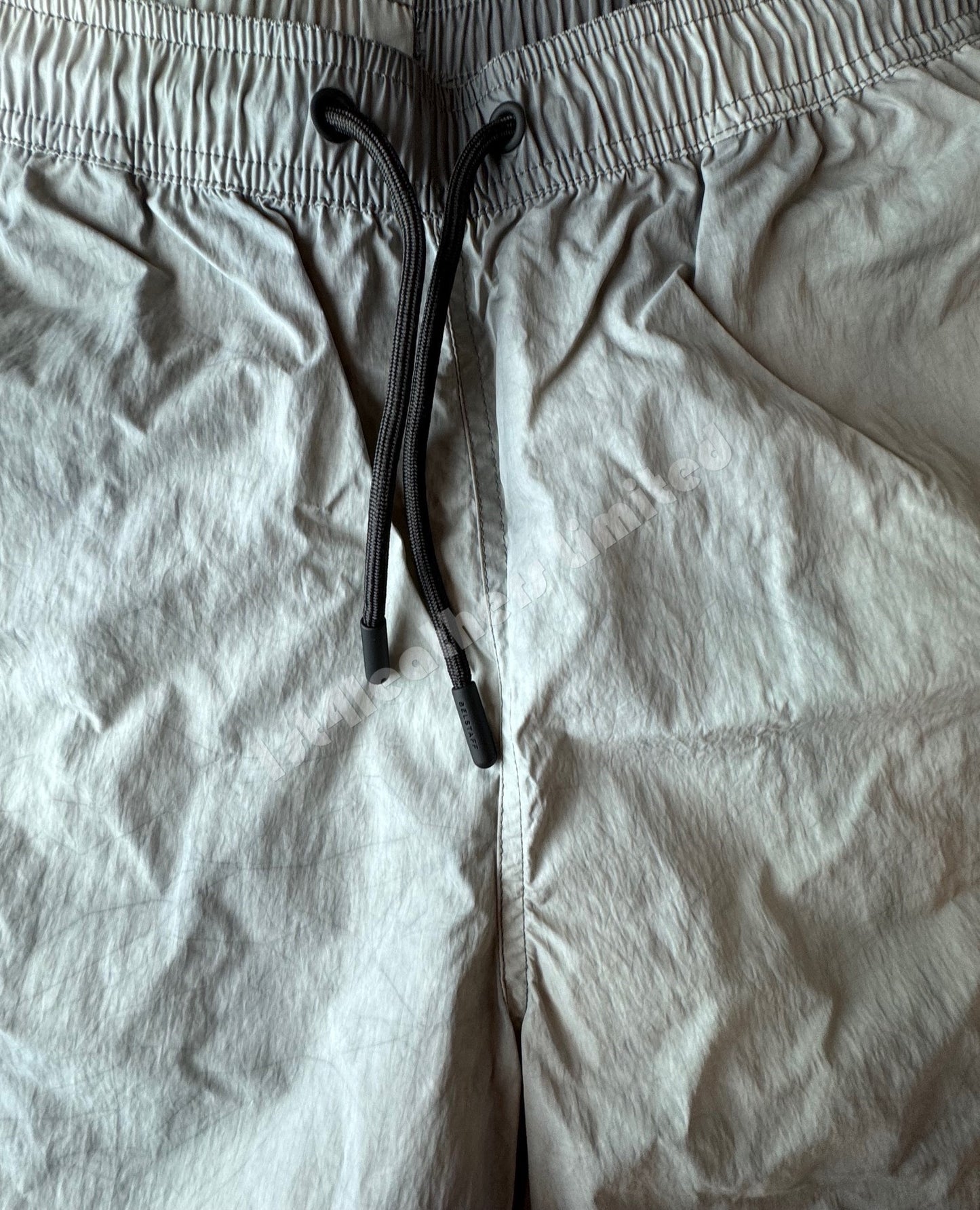 BELSTAFF BREAKER RIPPLE SHELL SHORTS IN WAVE DYE OLD SILVER RRP £175