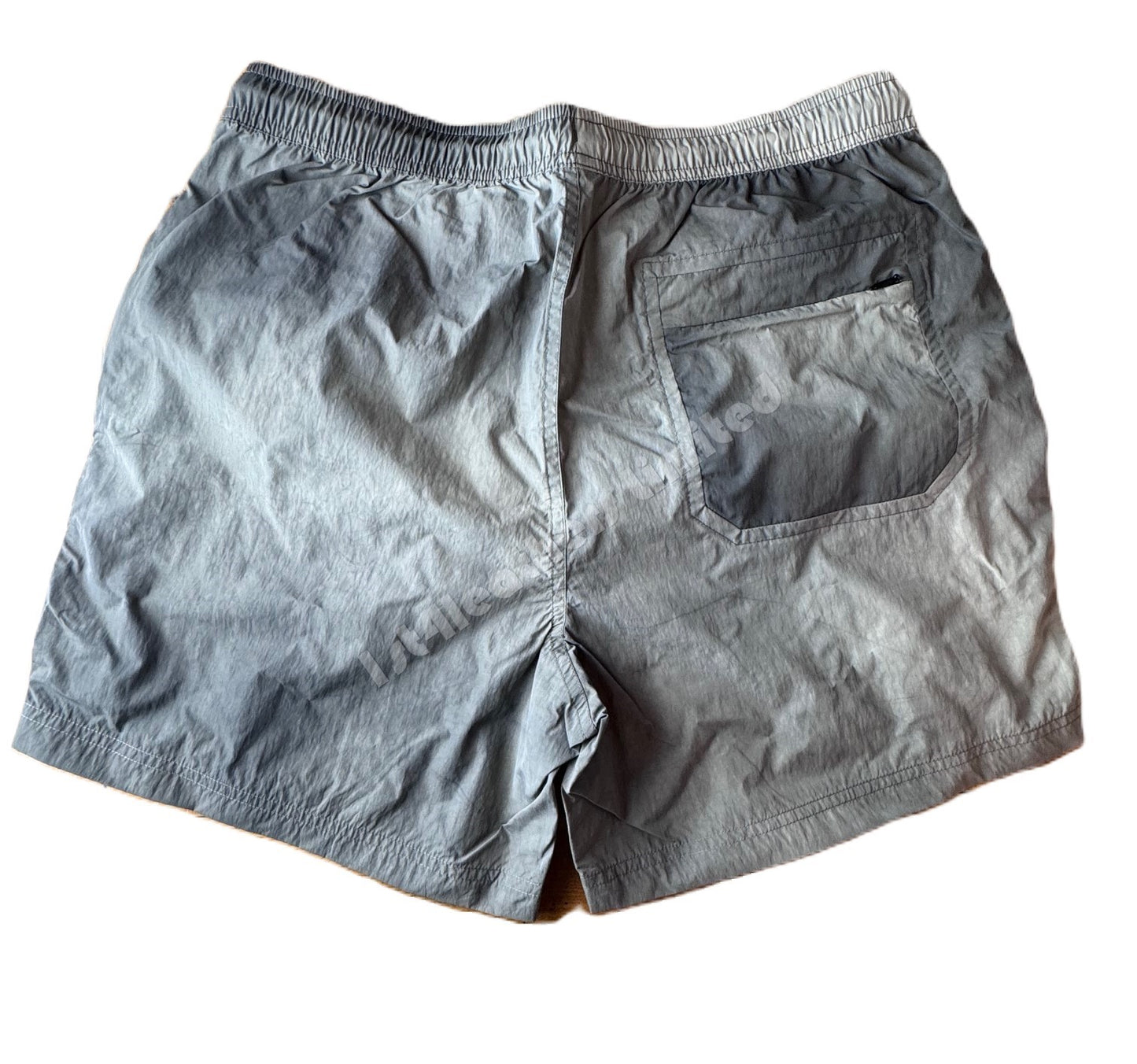 BELSTAFF BREAKER RIPPLE SHELL SHORTS IN WAVE DYE OLD SILVER RRP £175