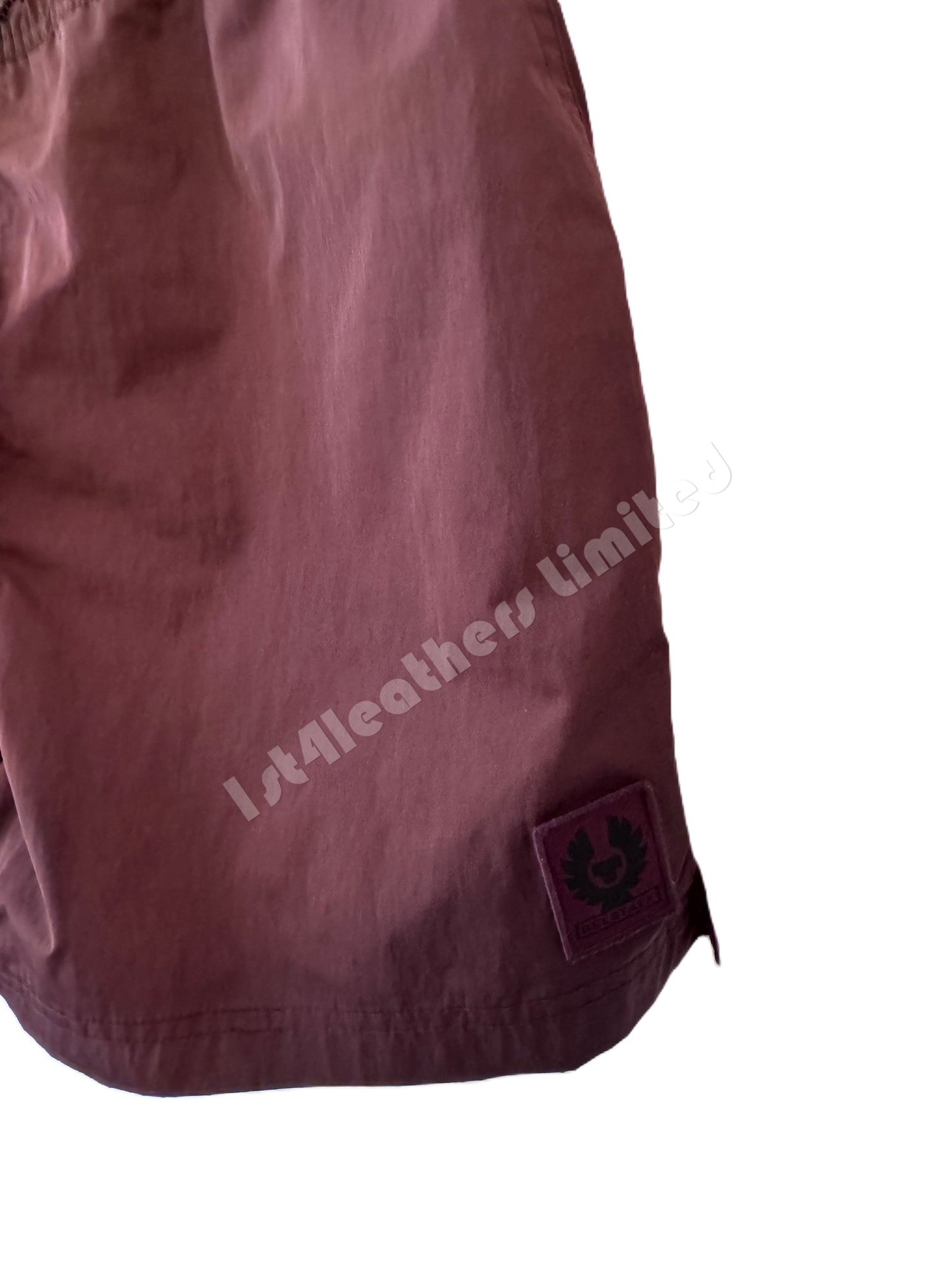 BELSTAFF BREAKER RIPPLE SHELL SHORTS IN AUBERGINE XL RRP £120