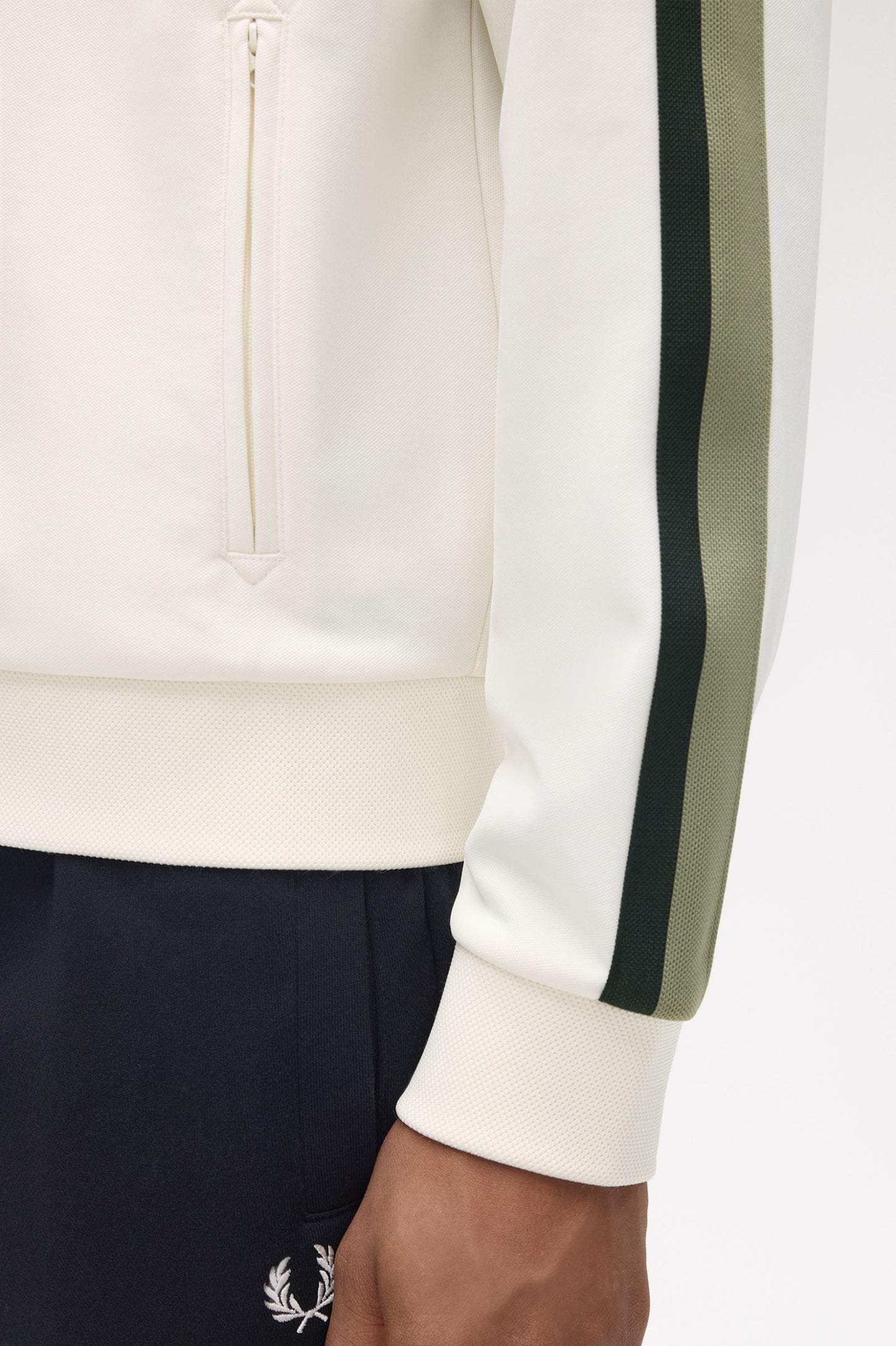 FRED PERRY TWO COLOUR TAPE TRACK JACKET CREAM 2XL RRP £130 BNWT