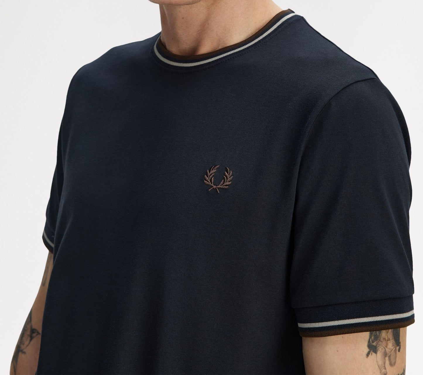 FRED PERRY TWIN TIPPED T-SHIRT NAVY/WARM OAT/BURNT TOBACCO RRP £50 BNWT