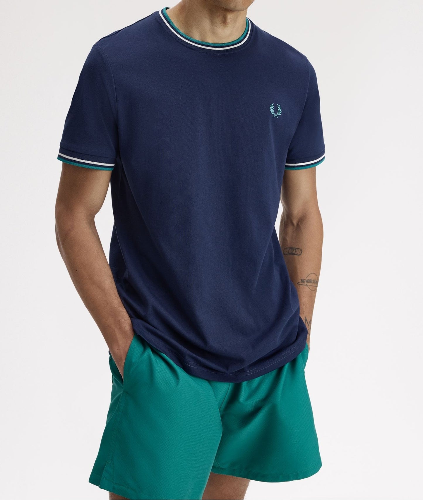 FRED PERRY TWIN TIPPED T-SHIRT TENNIS BLUE/SNOW WHITE/DEEP MINT XL RRP £50 BNWT