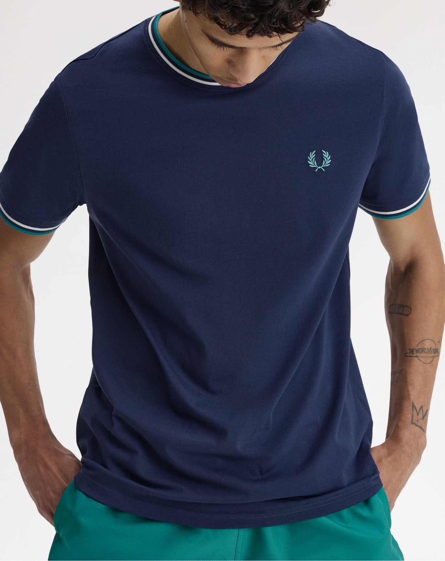 FRED PERRY TWIN TIPPED T-SHIRT TENNIS BLUE/SNOW WHITE/DEEP MINT XL RRP £50 BNWT