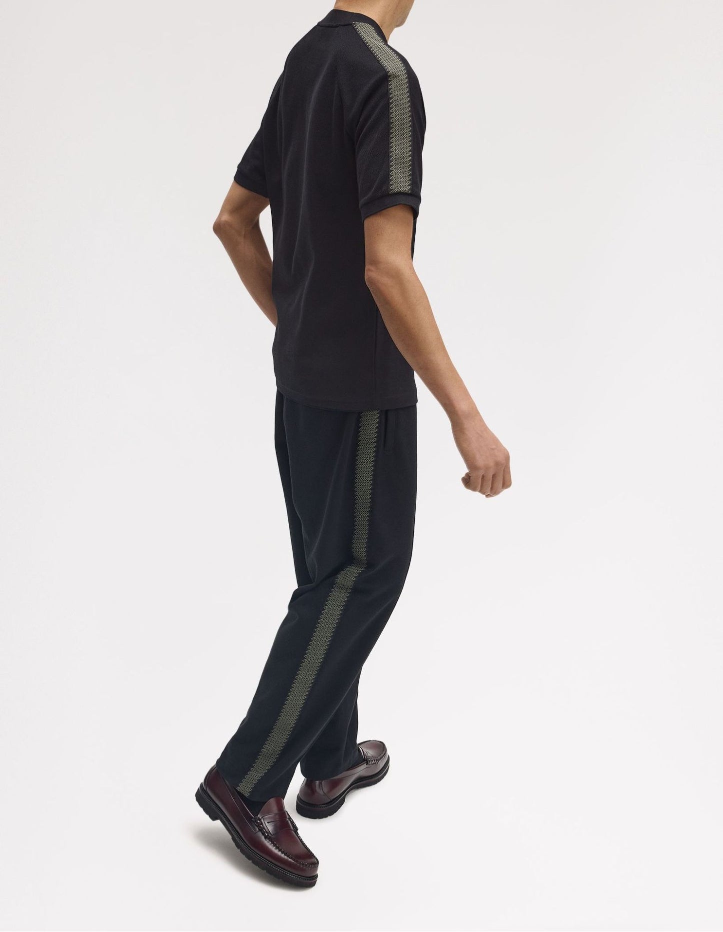 FRED PERRY TENNIS GRIP TAPE PIQUE COTTON T-SHIRT BLACK LARGE RRP £65 BNWT