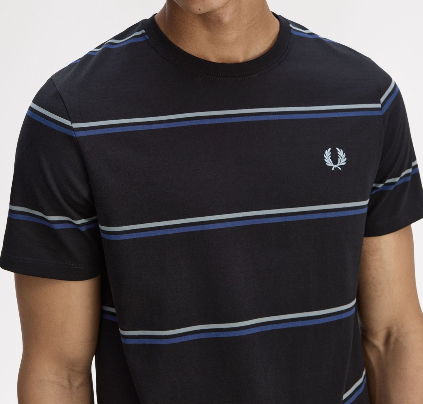 FRED PERRY FINE STRIPE T-SHIRT BLACK/STOCKPORT BLUE/NAVY MEDIUM RRP £55 BNWT
