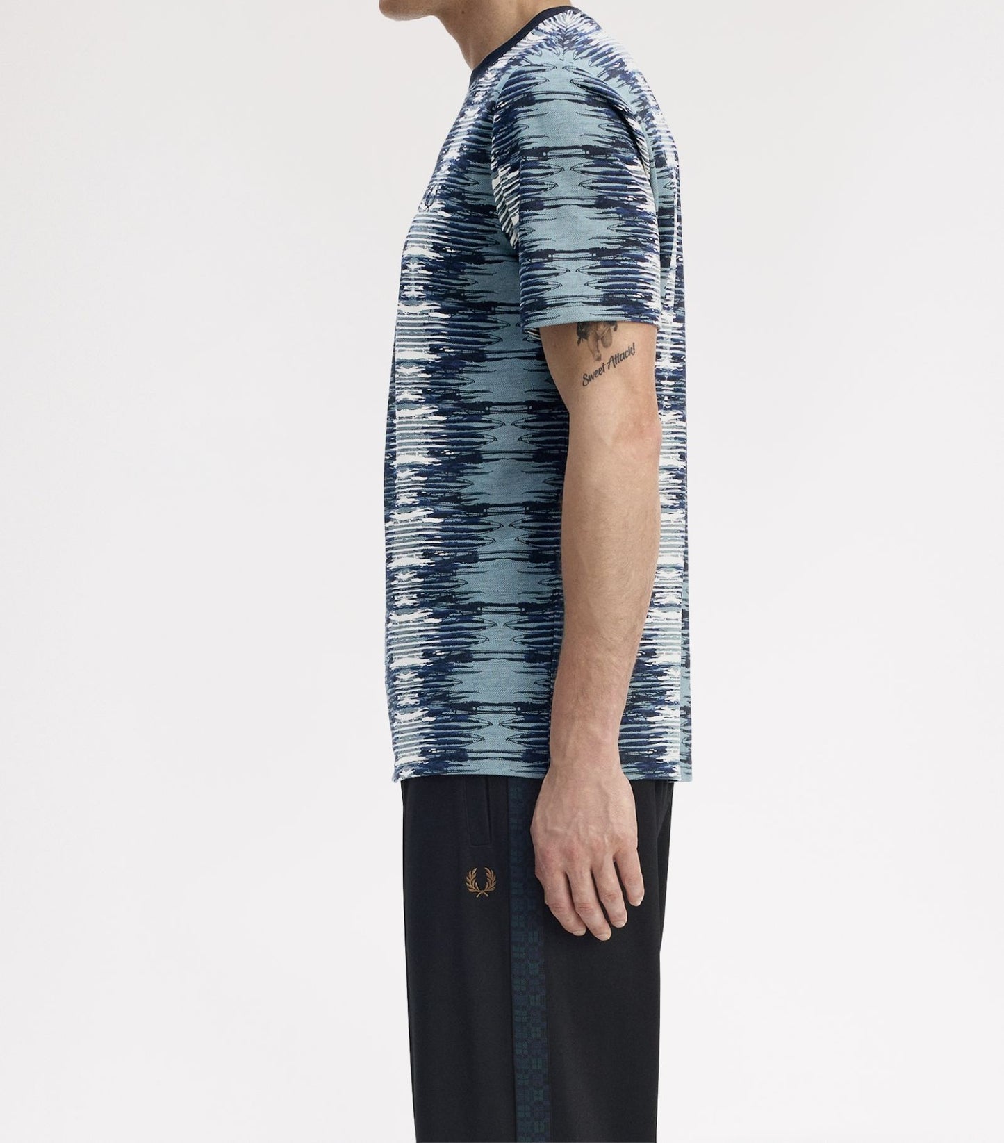 FRED PERRY SOUNDWAVE GLITCH PIQUE COTTON T-SHIRT STOCKPORT BLUE 2XL RRP £80 BNWT