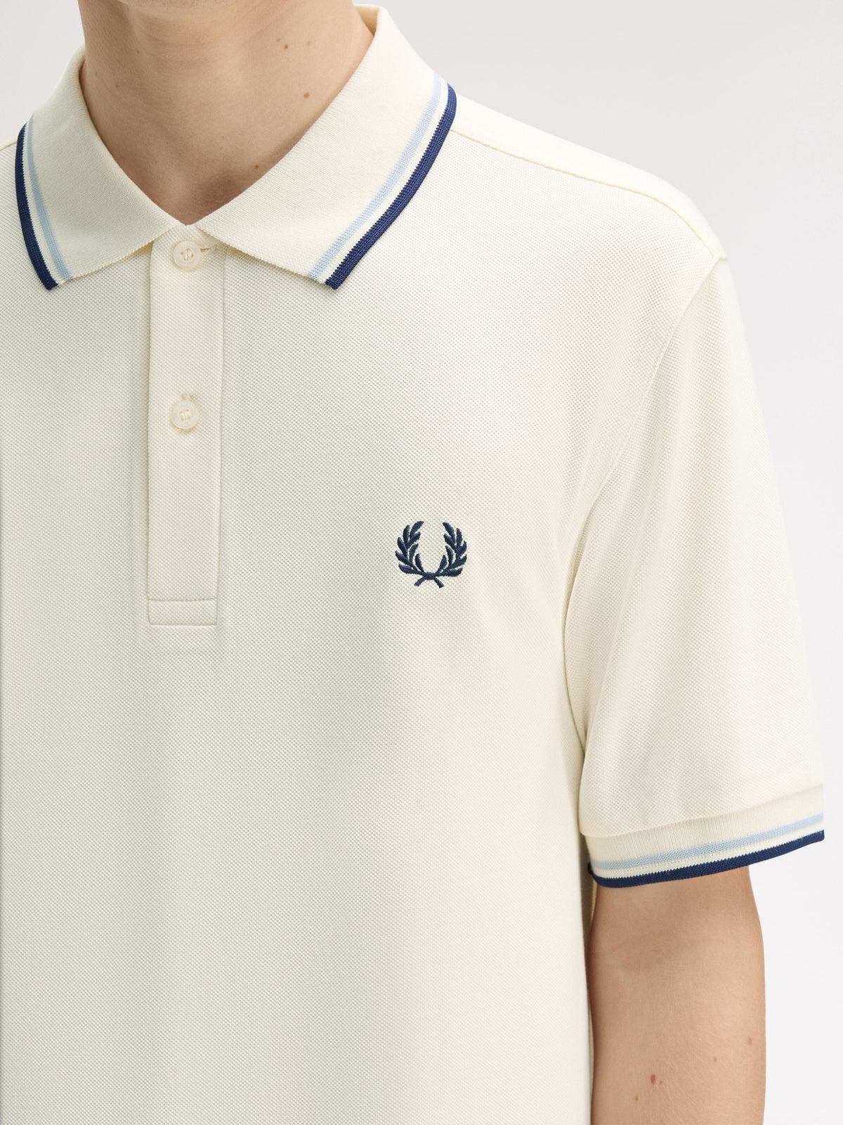 FRED PERRY TWIN TIPPED PIQUE POLO SHIRT ECRU/DUSKY BLUE/NAVY 3XL RRP £80 BNWT