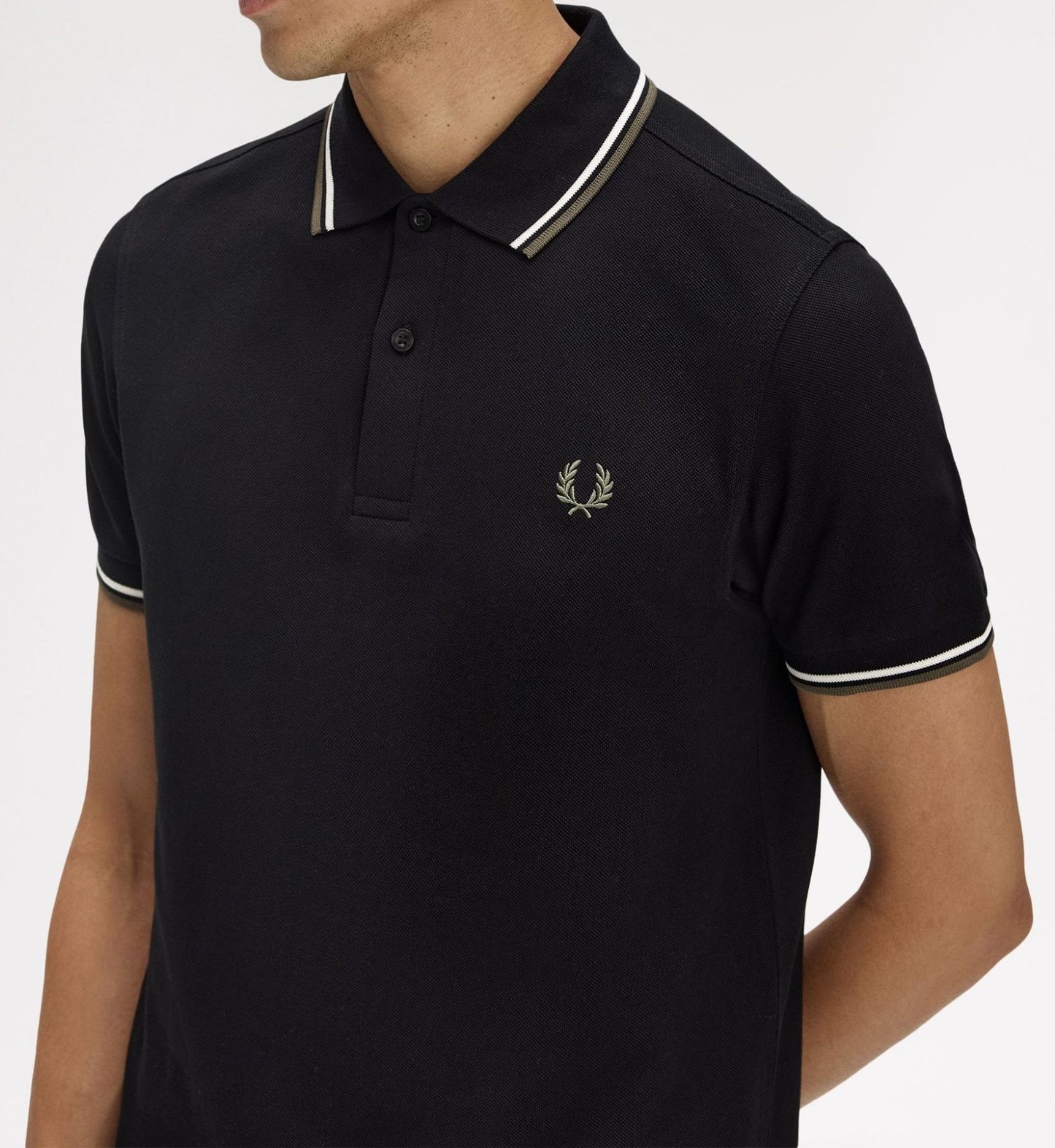 FRED PERRY TWIN TIPPED PIQUE COTTON POLO SHIRT BLACK/ECRU/GREEN M RRP £80 BNWT