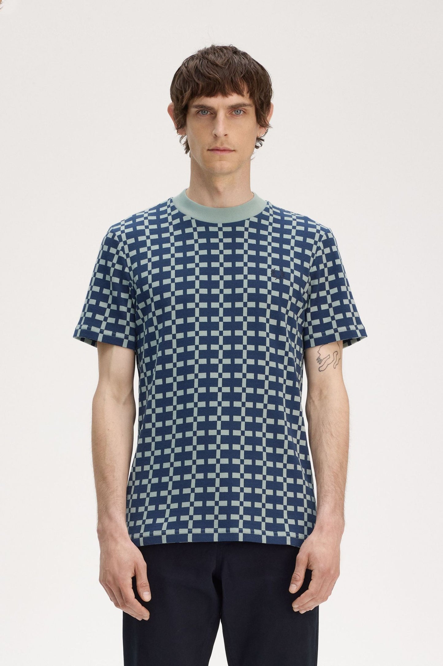 FRED PERRY GEOMETRIC COTTON T-SHIRT SILVER BLUE 2XL RRP £80 BNWT