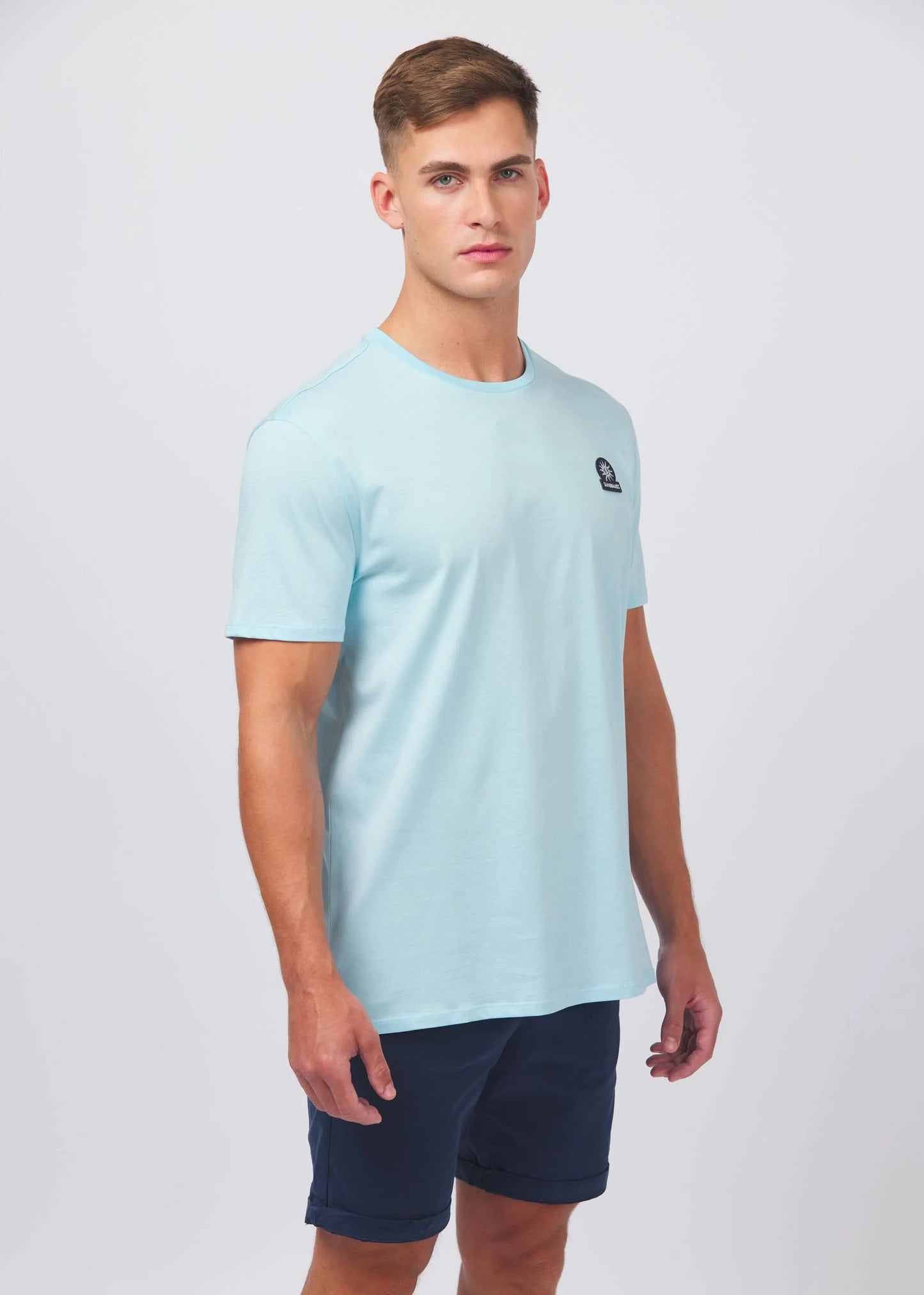 SANDBANKS BADGE LOGO COTTON T-SHIRT CRYSTAL CRYSTAL BLUE SLIM FIT XL RRP £85 BNWT